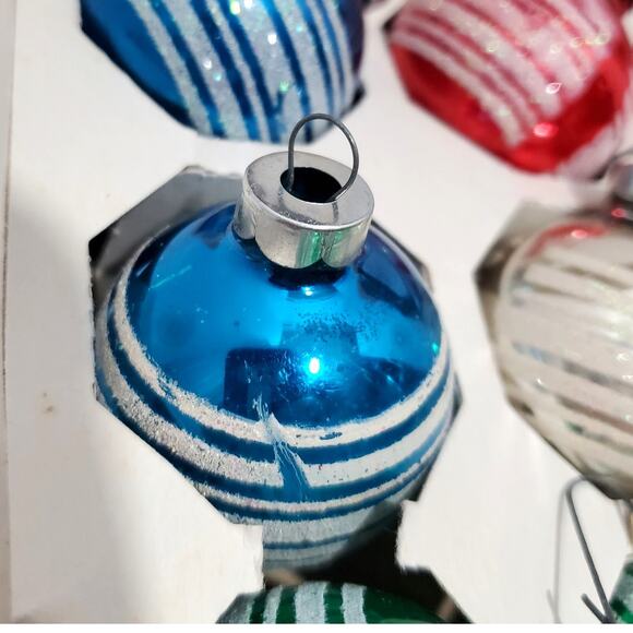 Vtg Pyramid Jumbo Glass Ornaments w/ White Glitter Stripes Boxed 17 ct Red Blue - Picture 3 of 10
